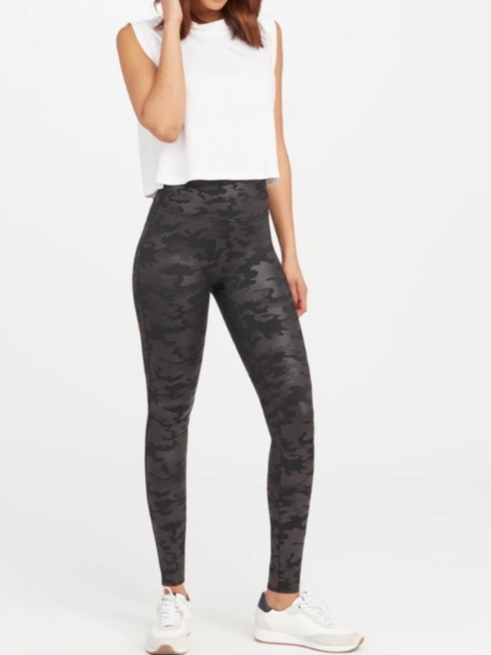 Like new SPANX Faux Leather Leggings matte black camo sz S